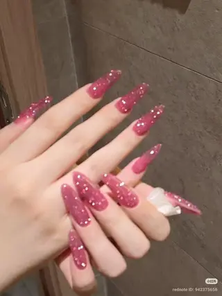 ネイル MochiMochi 🎀新宿/長さ出しのネイルデザイン