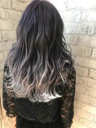 ロング カラー Oopsレイヤー 加藤澄都のヘアスタイル