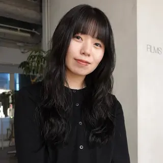 ロング パーマ Kaede🍁 FILMS 渋谷のヘアスタイル