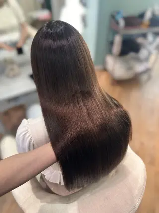 ロング Mirashy 成田のヘアスタイル