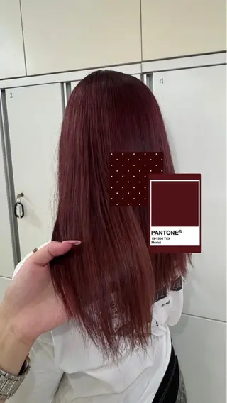 セミロング カラー 横田 芳のヘアスタイル