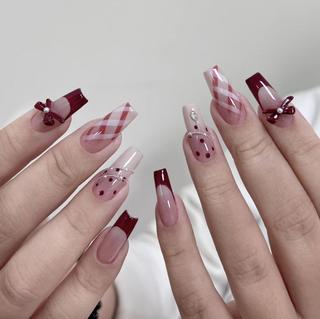 ネイル エリ🫧 nail池袋東口のネイルデザイン
