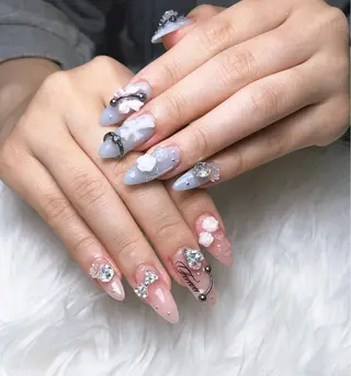 ネイル King nail Bakiのネイルデザイン