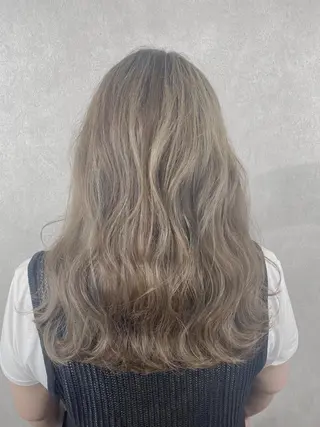 ロング ＳＨＩ ＺＵのヘアスタイル