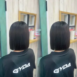 ショート 李里亜/ハイトーン /シールエクステのヘアスタイル