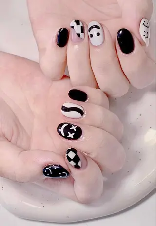 ネイル Mika Nail 池袋のネイルデザイン