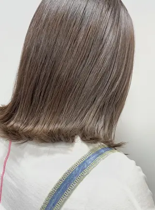 ミディアム レイヤー/艶髪カラー 森本くるみのヘアスタイル