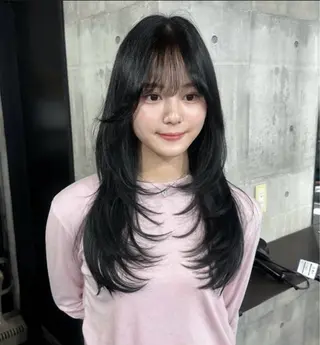 ロング amy .のヘアスタイル