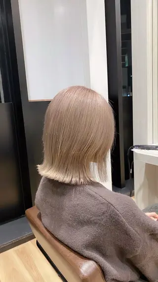 ショート 上品なダブルカラー✨ 藤江 広人のヘアスタイル