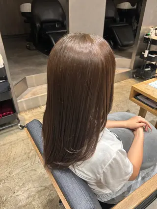 セミロング 上場 健史のヘアスタイル