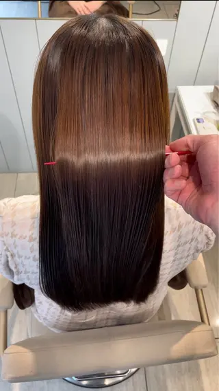 ロング 梅田縮毛矯正◻︎髪質 改善◻︎細見 了眞のヘアスタイル