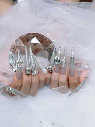 ネイル Eli Muse 新宿ネイルのネイルデザイン