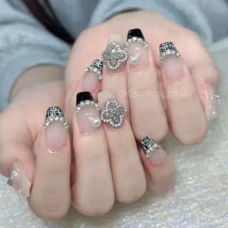 ネイル Queens テイのネイルデザイン