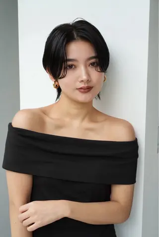 ショート カラー 八幡 空乃のヘアスタイル