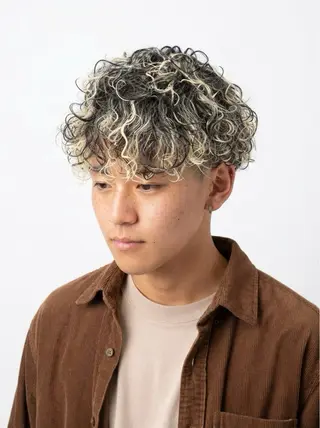 カラー パーマ メンズ 心斎橋メンズサロン リベルテグリットのヘアスタイル