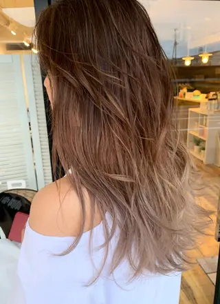 ロング カラー GLITTER笠原店 グリッターカサハラのヘアスタイル