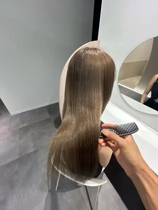 ロング カラー 髪質改善縮毛矯正,ブ リーチ縮毛矯正KEIのヘアスタイル
