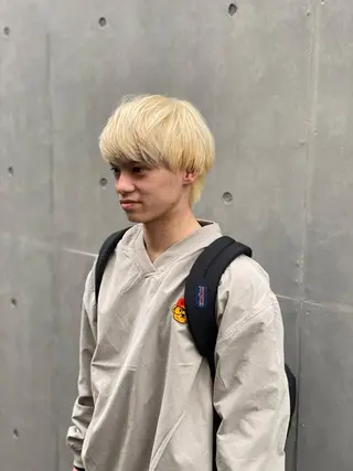 ショート 中元 淳のヘアスタイル