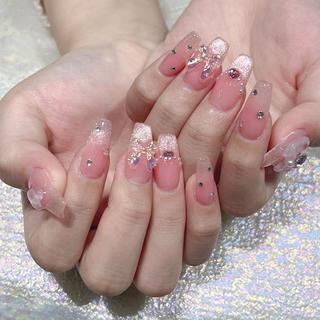 ネイル Queens テイのネイルデザイン