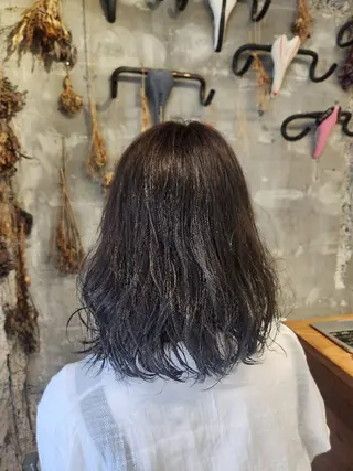 ミディアム パーマ 井尻 柚都歩のヘアスタイル