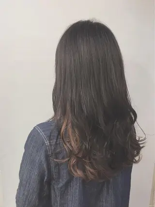 ロング カラー ぱつっとボブ/ 小野あかねのヘアスタイル