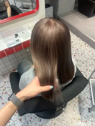 ロング カラー 🫐ブルベカラー🫐 ミルクティー/あれんのヘアスタイル