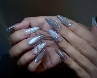 ネイル PIPPY NAILS新宿のネイルデザイン