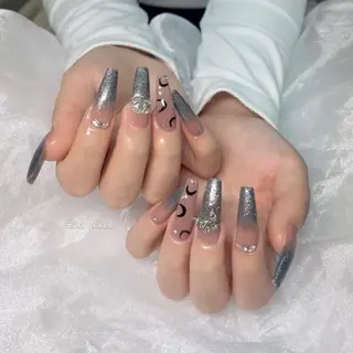ネイル HIN NAILのネイルデザイン