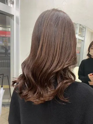 ロング カラー clomus AZUのヘアスタイル