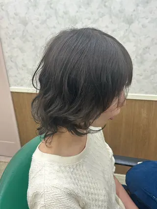 セミロング パーマ 髪質改善のプロ✨りな さんのヘアスタイル