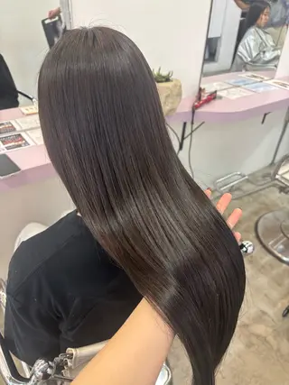 ロング ness／rina ／透明感カラーのヘアスタイル