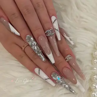 ネイル Luna Gladeのネイルデザイン