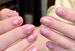ネイル Pure&Rich Nailのネイルデザイン