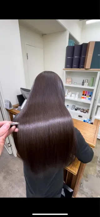 ロング カラー 水田吉亮/髪質改善/ 縮毛矯正/レイヤーのヘアスタイル