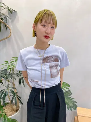ショート カラー 青木 優歩のヘアスタイル