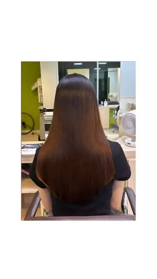 ロング 寺下 佳世乃のヘアスタイル