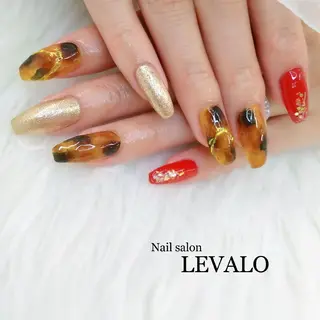ネイル Nail salon LEVALOレヴァロのネイルデザイン