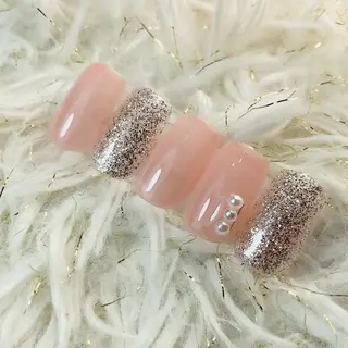 ネイル Legit nail salonのネイルデザイン