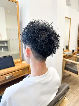 パーマ メンズ ブリーチカラー🔥 パーマ【佐々木凌平】のヘアスタイル