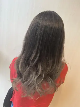 ロング カラー 川本 あゆのヘアスタイル