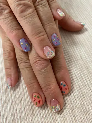 ネイル レイレア ネイルルームのネイルデザイン