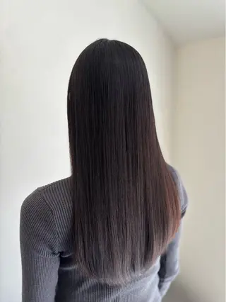 ロング ACCOLE Yuzuのヘアスタイル