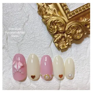 ミディアム ネイル 🐾enen style 🐾のネイルデザイン