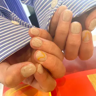 ネイル nailsalon ULLのネイルデザイン