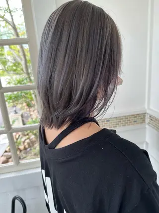 ミディアム カラー 門脇 絹華のヘアスタイル