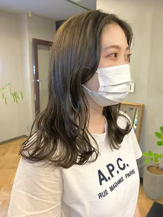 ミディアム カラー ヘアアレンジ ハル🌸柔色/ ブリーチなし/艶髪のヘアスタイル