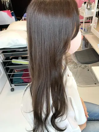 ロング 坂 瑞希のヘアスタイル