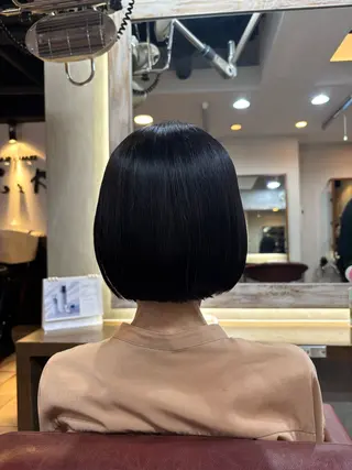 ショート SEEK八王子 AINAのヘアスタイル