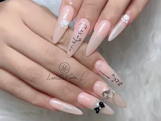 ネイル Lumi Shinokuboのネイルデザイン