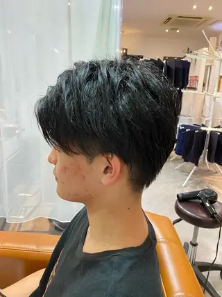 メンズ 岡垣 幸汰のヘアスタイル